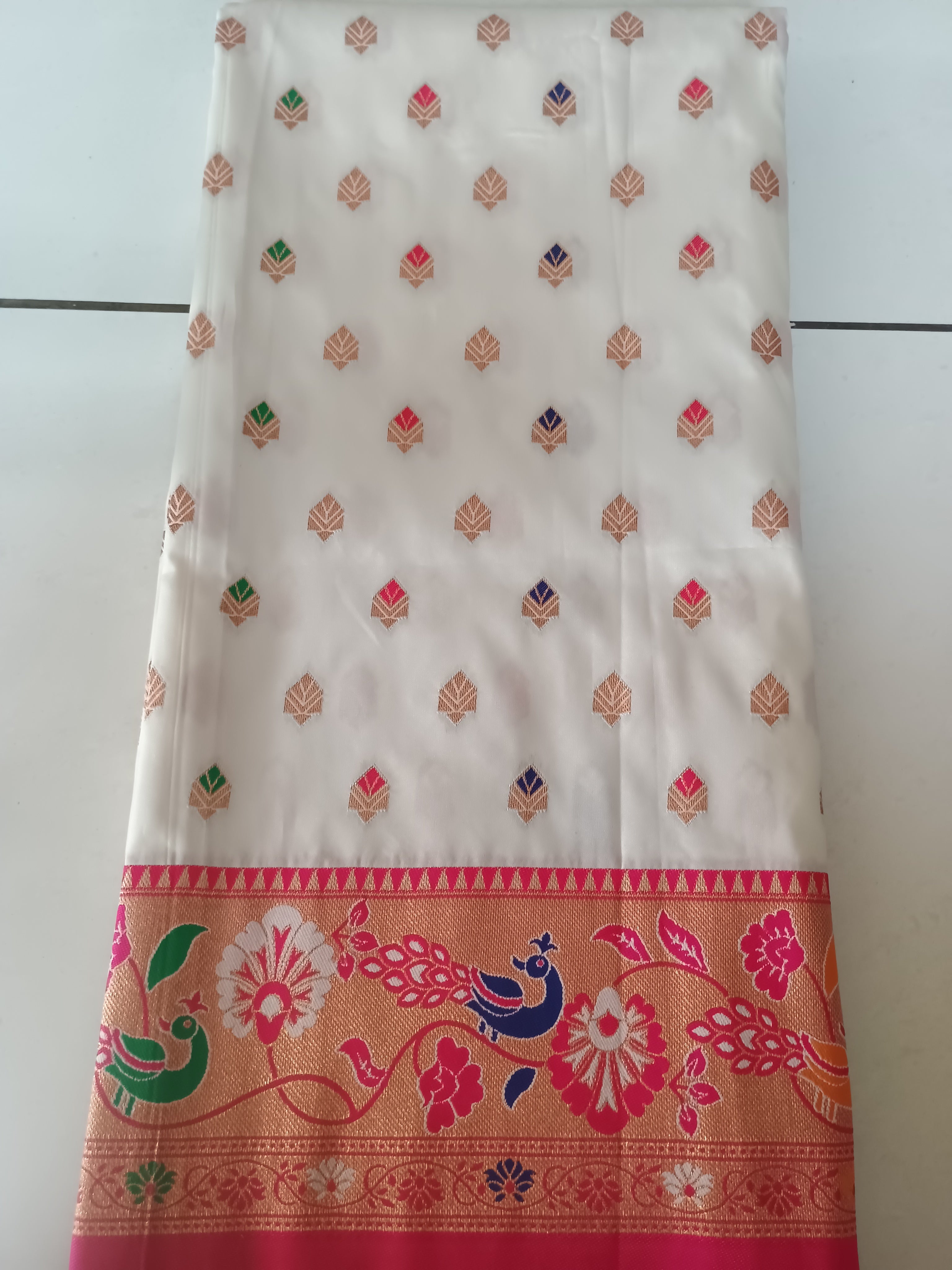Soft Silk Saree With Blouse Piece