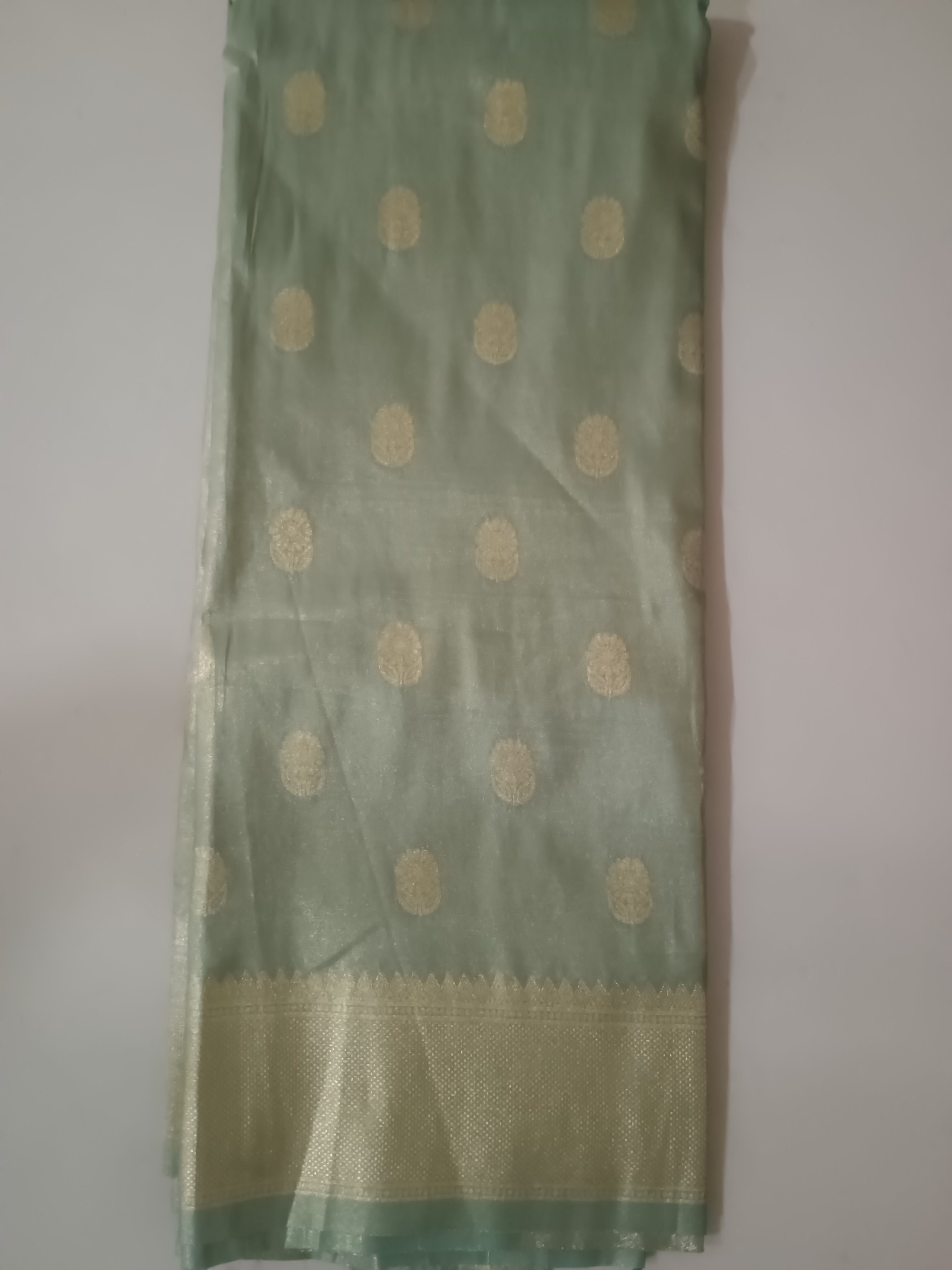 Soft Silk Saree With Blouse Piece